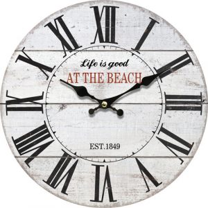 Dřevěné nástěnné hodiny At the beach
