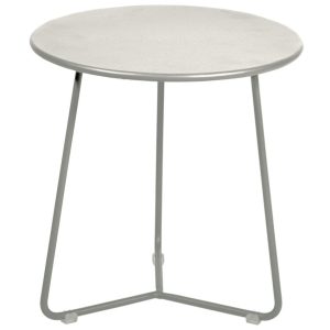 Světle šedý kovový odkládací stolek Fermob Cocotte 34