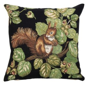 Gobelínový polštář s veverkou a žaludy Gobelin Squirrel Acorn - 45*45*16cm Mars & More  - -