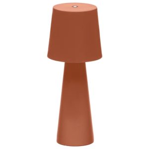 Terakotově červená kovová zahradní stolní LED lampa Kave Home Arenys S  - Výška25 cm- Průměr stínidla 10 cm